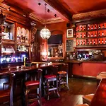 Hibernian Hotel