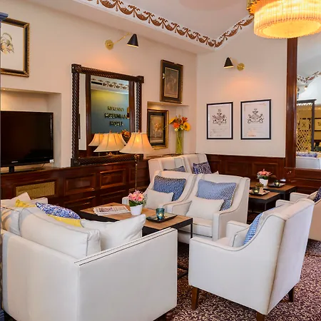 Hibernian Hotel 4*