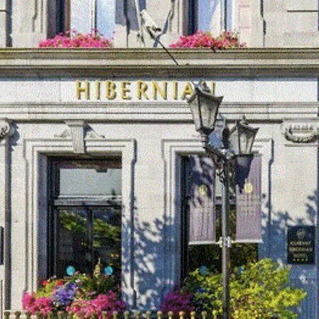 Hibernian 4*