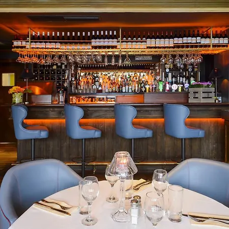 فندق Hibernian 4*